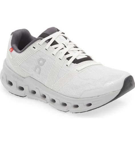 women's cloudgo low top sneakers.